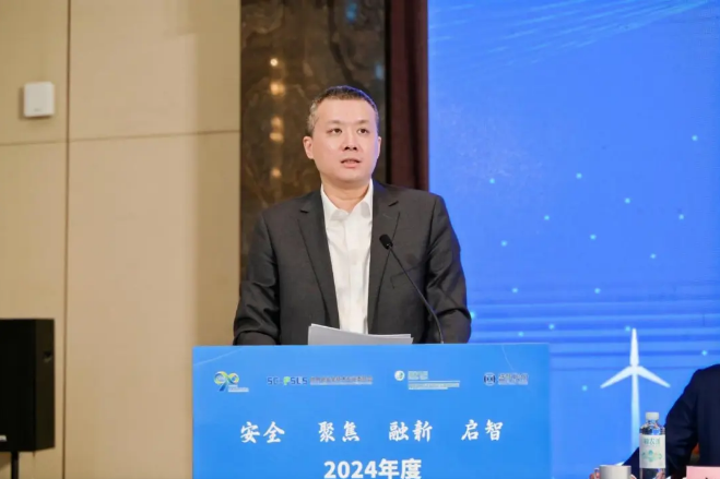 1748596264112105.png 24-25011GF252225.png