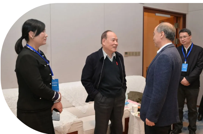 1748596335887447.png 24-25011GF633112.png